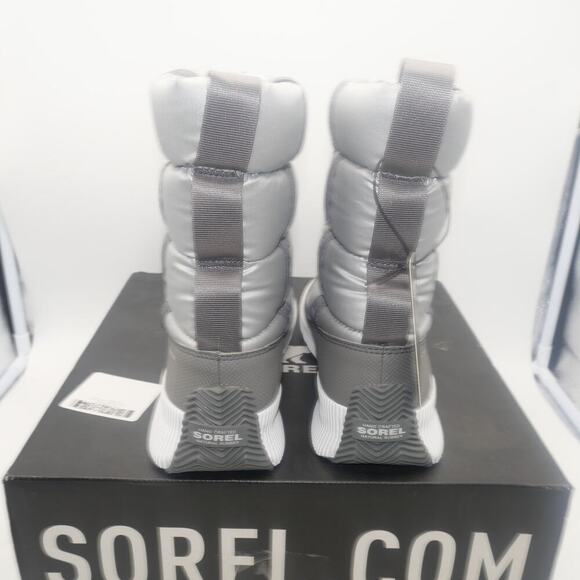 NEW Sorel Women's Out N About Puffy Mid WP Boot Women's 8 Silver - Picture 3 of 8